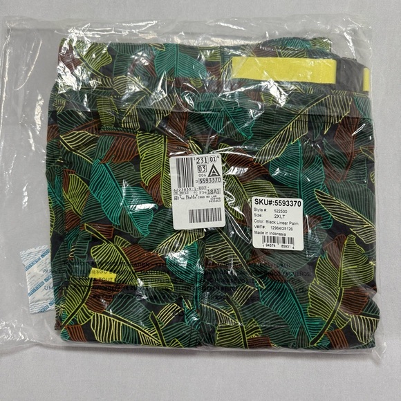 Lands End Big and Tall 9" Outrigger Quick Dry Cargo Swim Trunks with No Liner - Picture 2 of 4